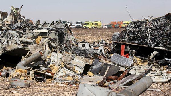 Обломки самолета Airbus A321 авиакомпании Когалымавиа в Египте
